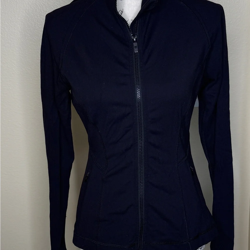Lululemon Luon Black Jacket ~ please note this is not the define. - Picture 8 of 8